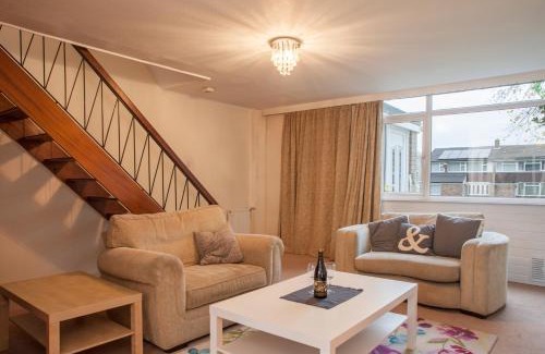Staple Hill House | MyCityHaven - The Chippings - Village life in the city