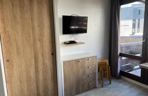 Val Claret Apartment | MyHome - Génépis 9 - Studio rénové Tignes Val Claret 4 pax sks aux pieds