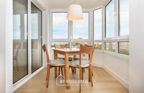 El Pison Apartment | MyHouseSpain - Primera línea de playa con parking
