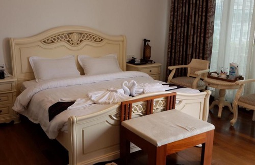 Myitkyina Hotel | Myitkyina Palm Spring Resort