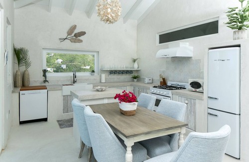 Estate Molendal and Little Reef Bay Villa | Mykonos - a freshly built Greek inspired Luxury Villa.