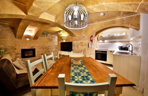 Rabat Apartment | Myn Zondadari