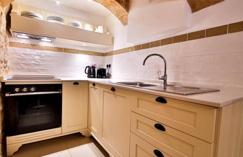 Rabat Apartment | Myn Zondadari