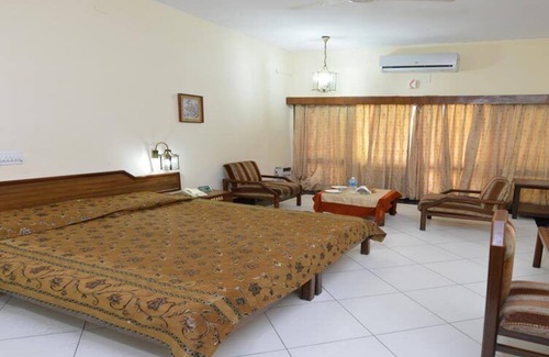 Rohtak Hotel | Myna Tourist Resort