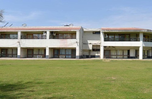 Rohtak Hotel | Myna Tourist Resort