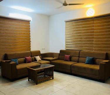 Thiruvananthapuram Villa | Mynest