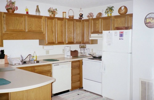 Surfside Beach Condo | Myrtle Beach/Surfside - Ocean View 2bd/2ba- clean & comfortable