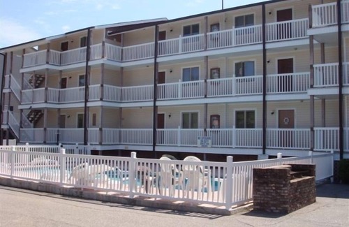 Surfside Beach Condo | Myrtle Beach/Surfside - Ocean View 2bd/2ba- clean & comfortable