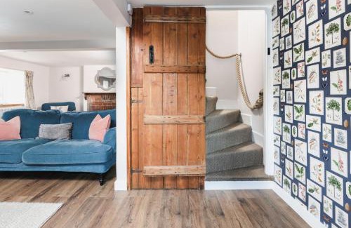 Buckland Newton House | Myrtle Cottage