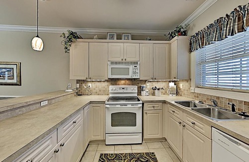 Central Myrtle Beach Resort | Myrtlewood Condos