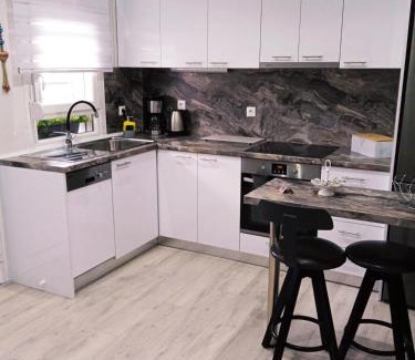 Kallithea Apartment | Myrto 's sea view