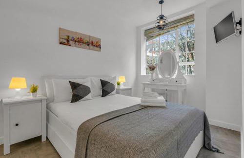 Brompton & Hans Town Apartment | MySquare Modern One Bed Serviced Apartment in Chelsea