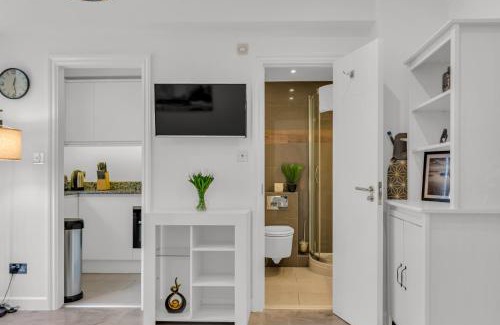 Brompton & Hans Town Apartment | MySquare Modern One Bed Serviced Apartment in Chelsea