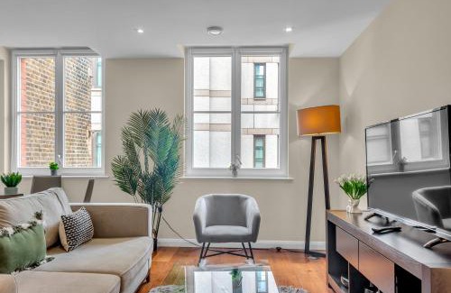 The City of London Apartment | MySquare One Bedroom Apartment Holborn in Chancery Lane