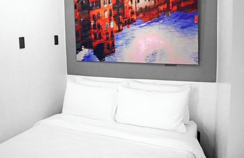 Pinagkaisahan Hotel | mySTAY BGC North