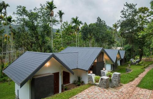 Elappara House | Mystic Trees By Cluster Cloud