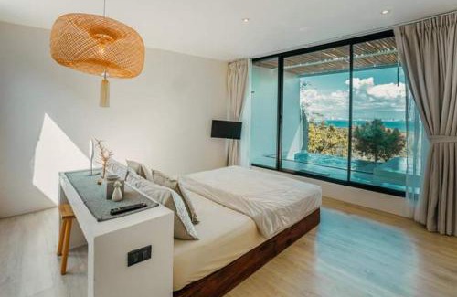 Koh Lan Resort | Myth Koh Larn resort bar and bistro