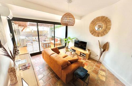 Nimes City Centre Apartment | Nî'douillet-P3 Terrasse et climatisé-coeur de ville
