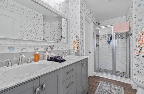 North Charleston House | N. Charleston Boho, Central, Fall Specials 17 Mls to King St, 10 mls Park circle