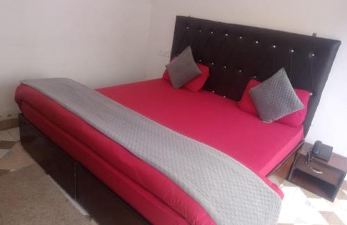 Gaurikund Hotel | N K Residency Hotel & Resturant
