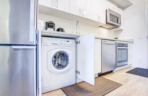East Village Apartment | N3 condo