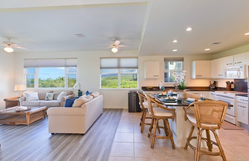 Kahaluu Bay Condo | Na Hale Keauhou M5: Your Coastal Villa Awaits