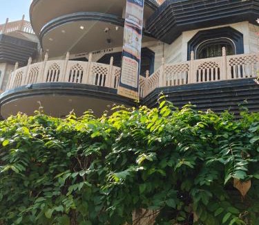 Mathura House | Naari Hotel & Home Stay