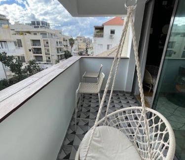 Kerem HaTeimanim Apartment | Nabi Yona Apartments