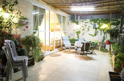 Beit Shemesh Apartment | Nachal Nachshon lovely apartment