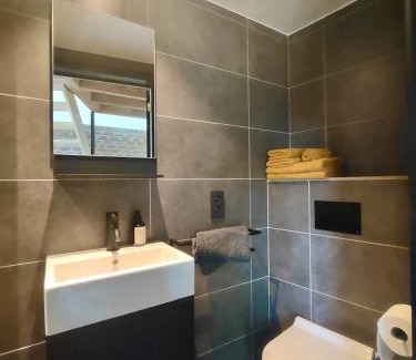 Kluisbergen House | Nachtegael Poorthuis. Een ruime, lichte woning in loft stijl.