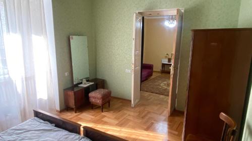 Telavi Apartment | Nadia & Minadora Central Retreat