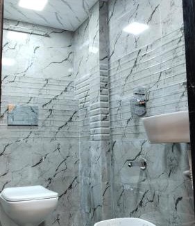 Prabhadevi Hotel | Nadim Tiger Residency