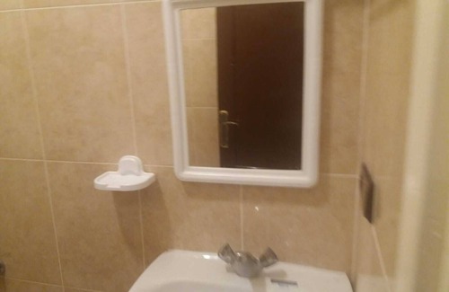 Nador House | nador segangan ihadadane apartment fully equipped kitchen living room next to nad station