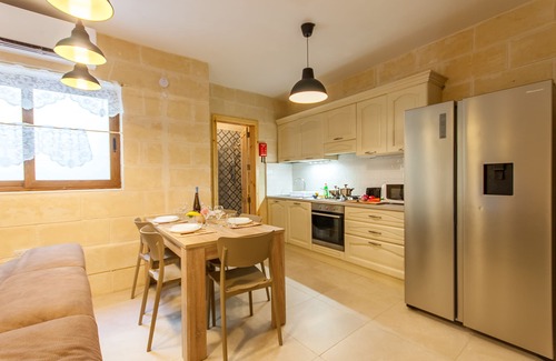 Nadur House | Naduri, Beautiful Gozitan Villa + Pool, Nadur Gozo, Malta