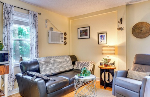 Nags Head Apartment | Nags Head Apt with Patio - 1/2 Mile Walk to Beach!