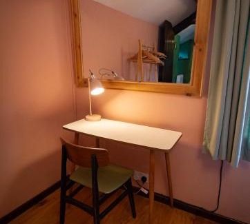 Lydney House | Nagshead Cottage - Dog-friendly retreat on the cycle trail