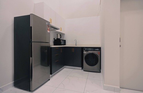 Taman Pertama Apartment | NaiBnB @ Arte Cheras