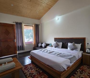 Naina Range Hotel | Naina Bird Cottage