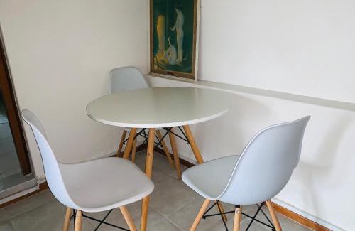 Greater Johannesburg Metropolitan Area Apartment | Naisiae - Lovely 1-bedroom vacation home with pool