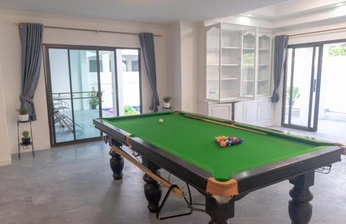 North Pattaya Villa | Naklua 5 BEDS KTV POOL VILLA 芭提雅五卧KTV 泳池别墅