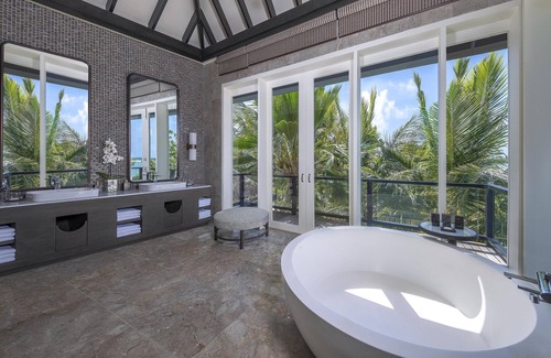 Naladhu Resort | Naladhu Private Island Maldives