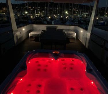 Seca House | Nalu Seahouse