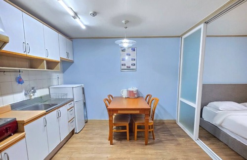 Yeoju Hotel | Nam Han River Ilsung Condo