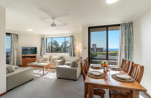 Yamba Apartment | Namanula Unit 6 - Ocean Views without the Price Tag