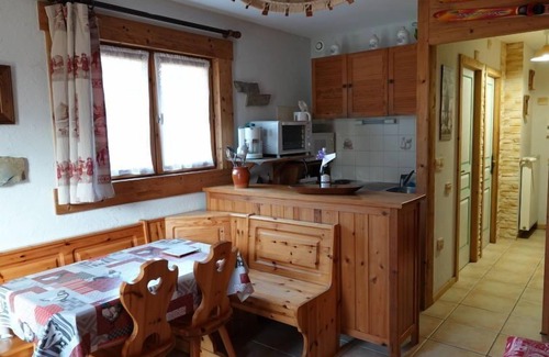 Les Villards-sur-Thones Apartment | Namasté by Interhome