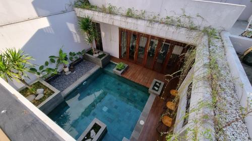 Parongpong Villa | Namdur Villa Sariwangi - Tropical Villa in Bandung With Private Pool