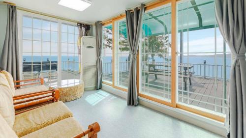Namhae House | Namhae baramundeok Pension