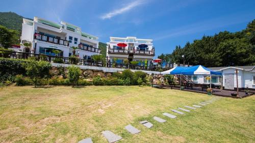 Namhae House | Namhae Hoho Flower Pension
