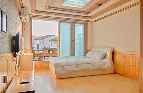 Namhae House | Namhae Hoho Flower Pension