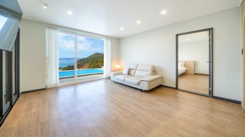 Namhae House | Namhae U9Stay